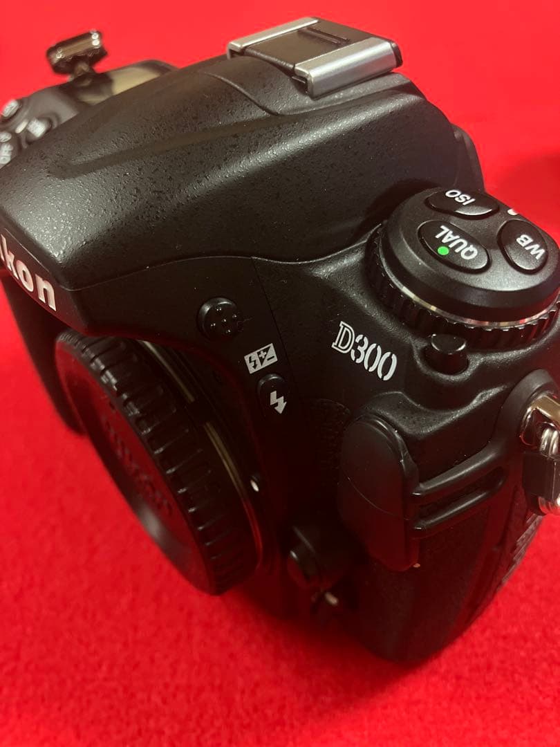 衝撃 迎春新特価！これが超美品 Ｄ300 しんちゃん専用