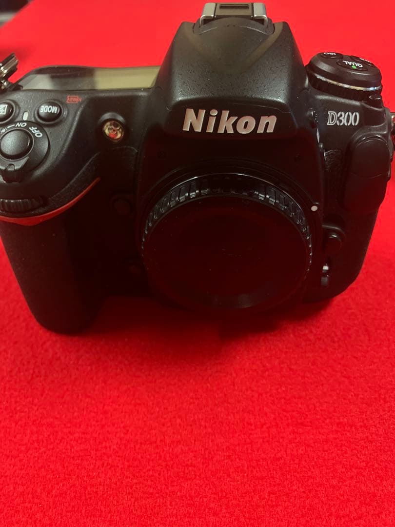 衝撃 迎春新特価！これが超美品 Ｄ300 しんちゃん専用