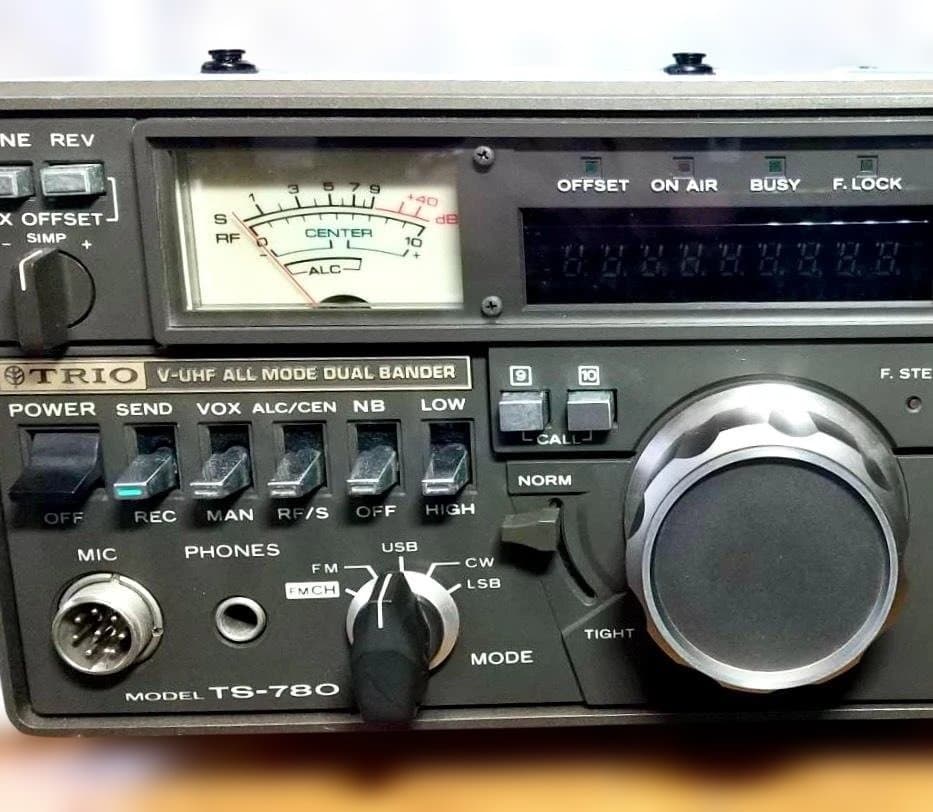 TRIO TS-780 無線機