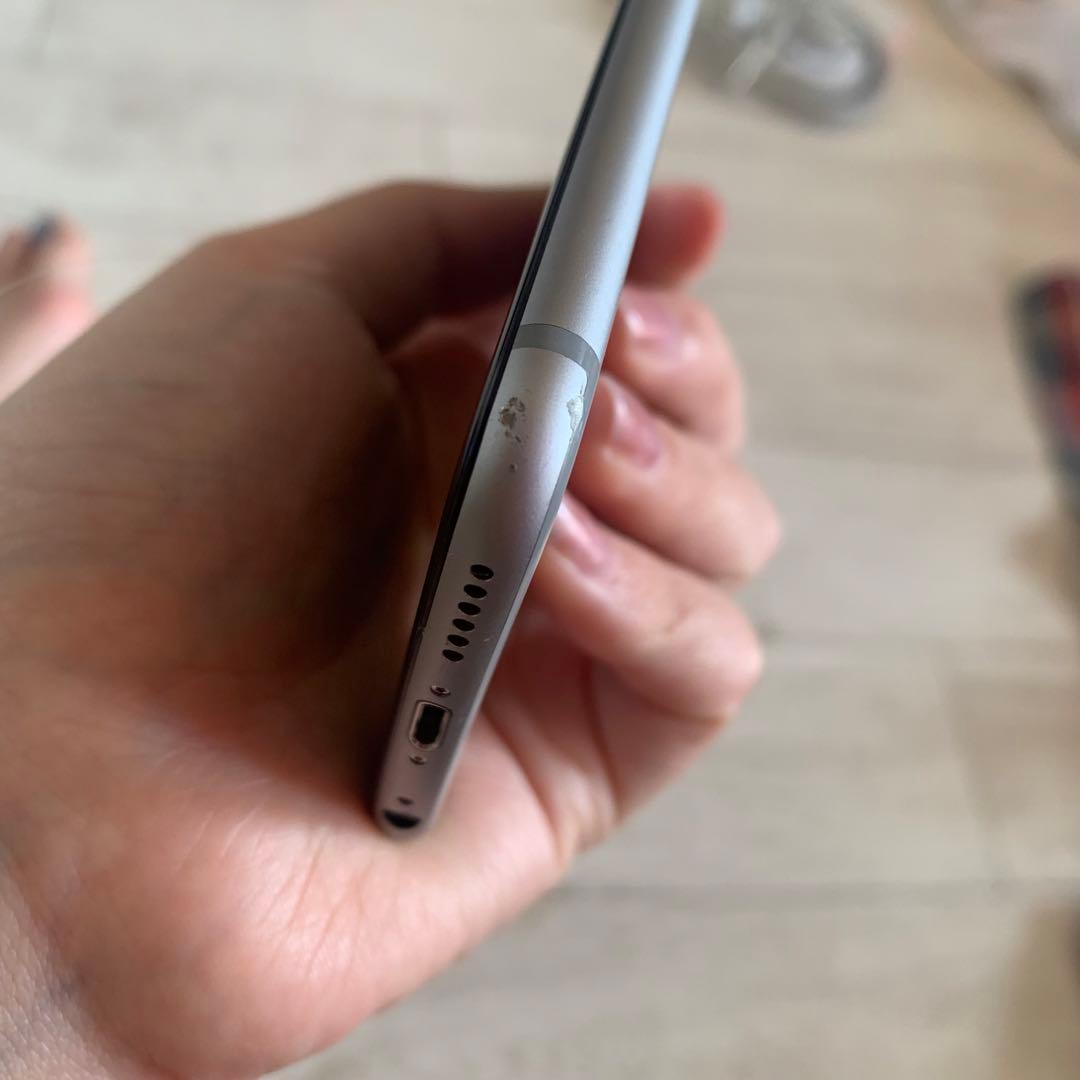 Apple iPhone6 スペースグレイ