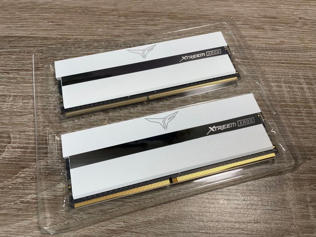 T-FORCE XTREEM 16GB DDR4 3200MHz ホワイト×2