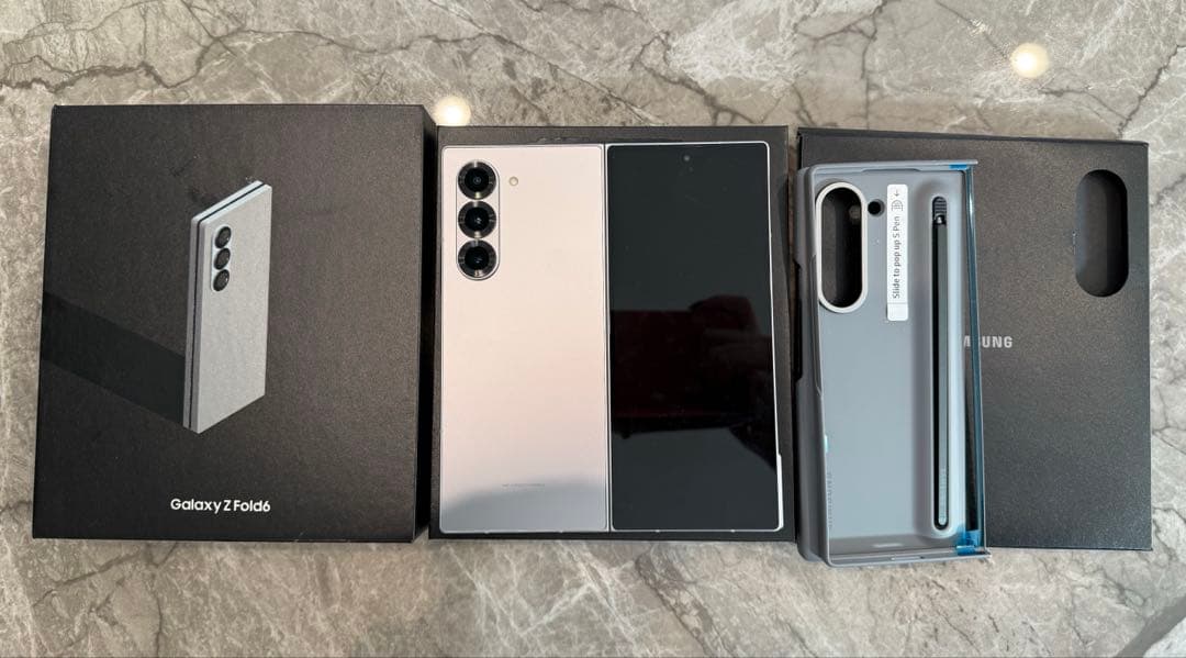 SAMSUNG♡Galaxy Z Fold 4♡256GB♡グレー Sペン付き