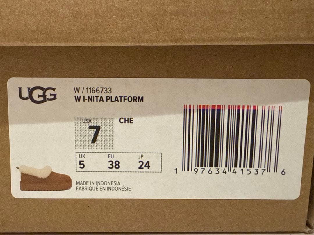 UGG I-NITA PLATFORMサイズ7 24CM