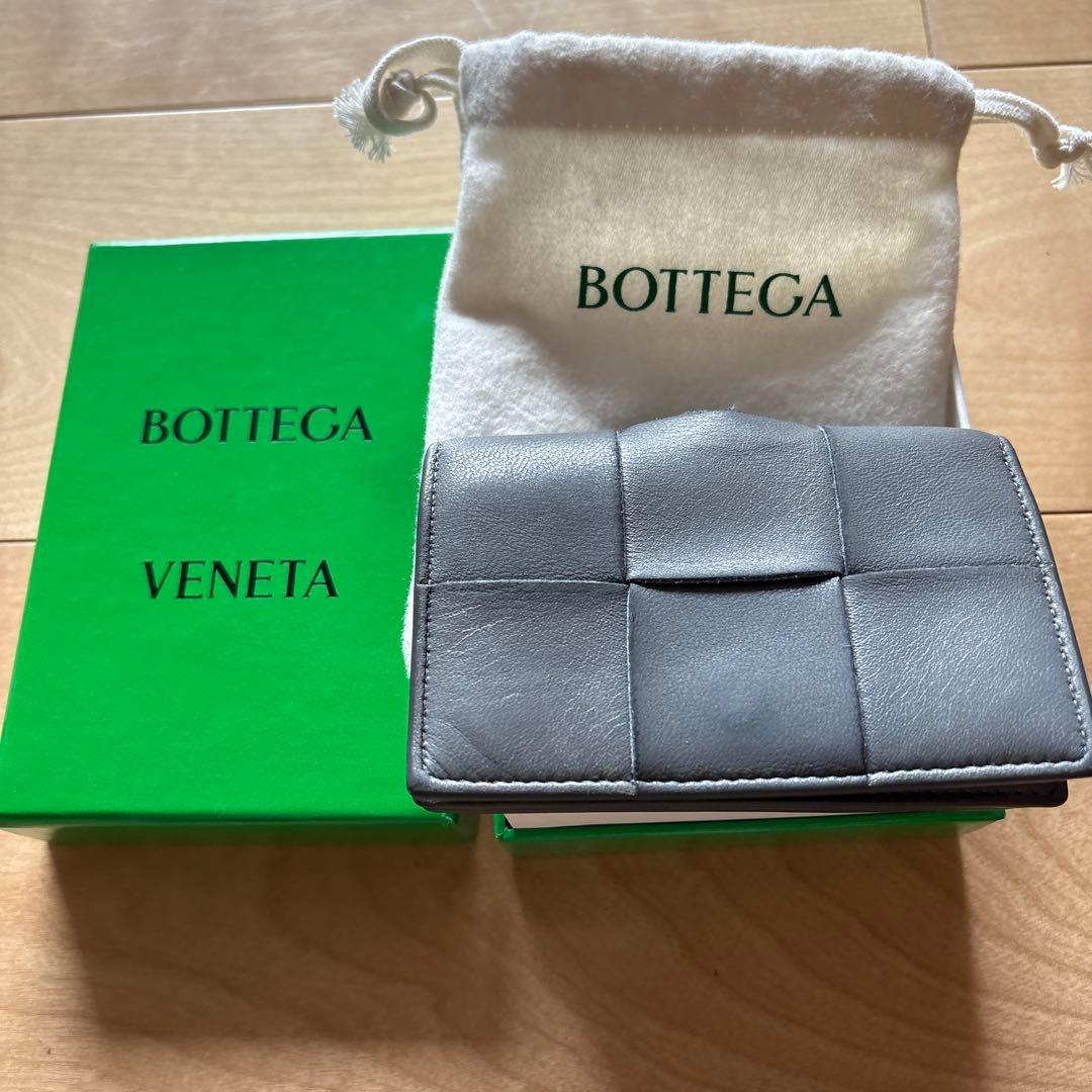 BOTTEGA VENETA グレー レザーパッチワーク名刺入れ　カード