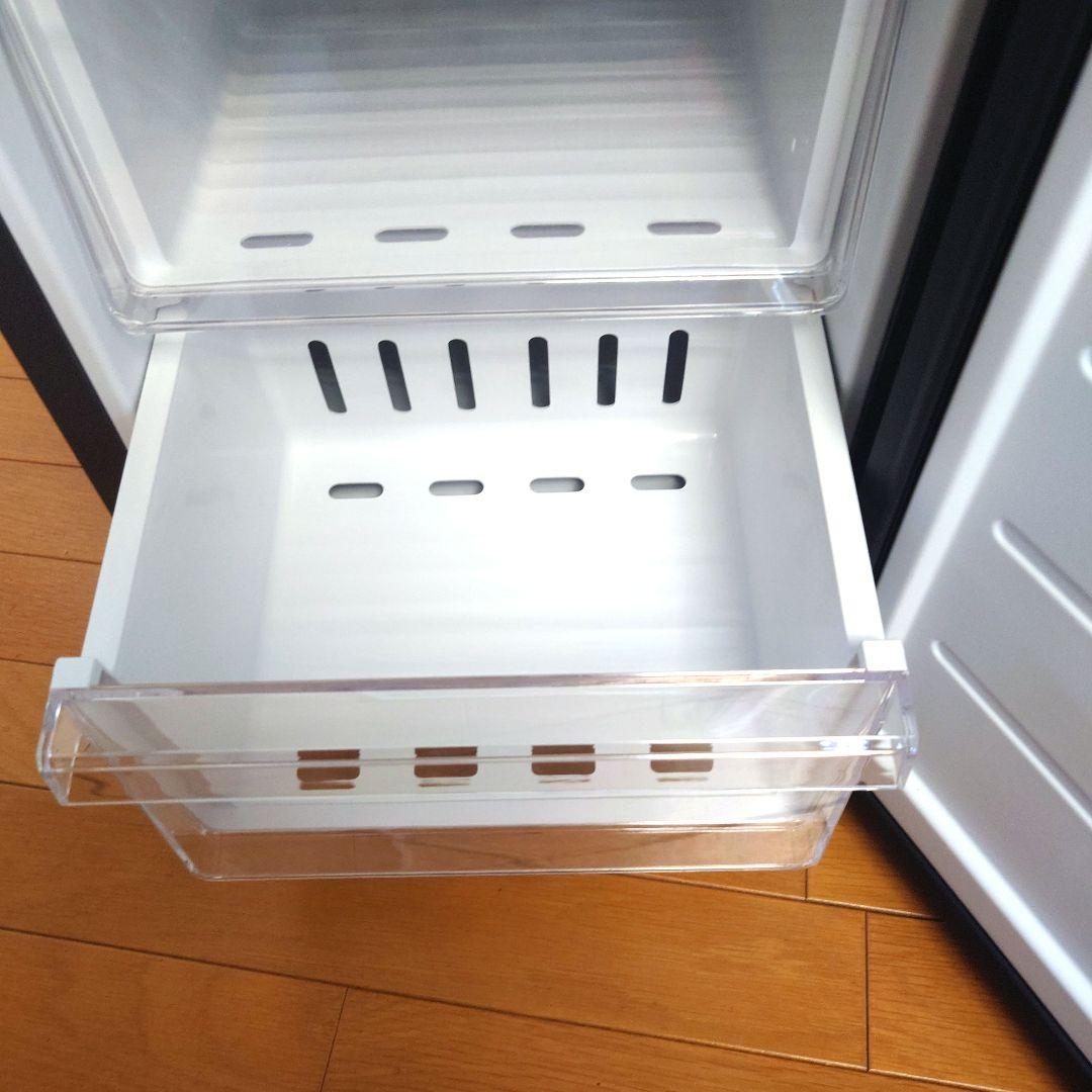 【未使用に近い】アイリスオーヤマ 冷凍庫 80lLスキマックス IUSN-8B