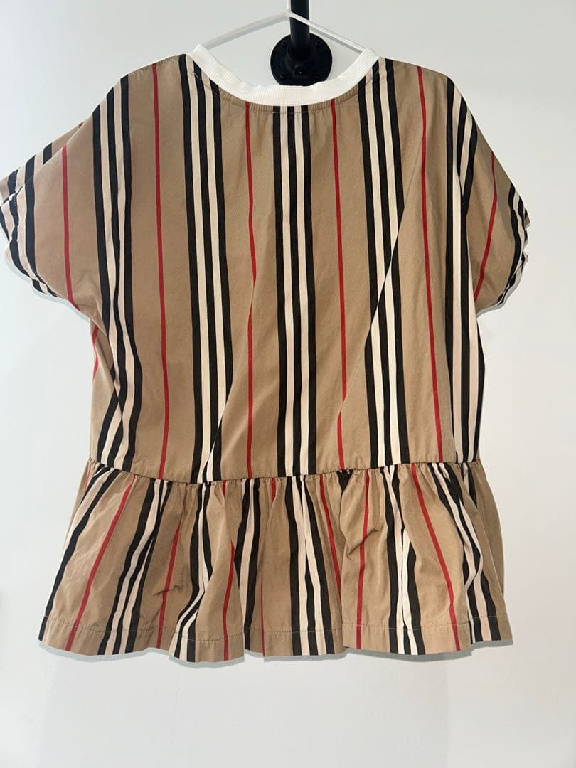 特別値下げ‼️ BURBERRY ストライプ Tシャツ 140cm