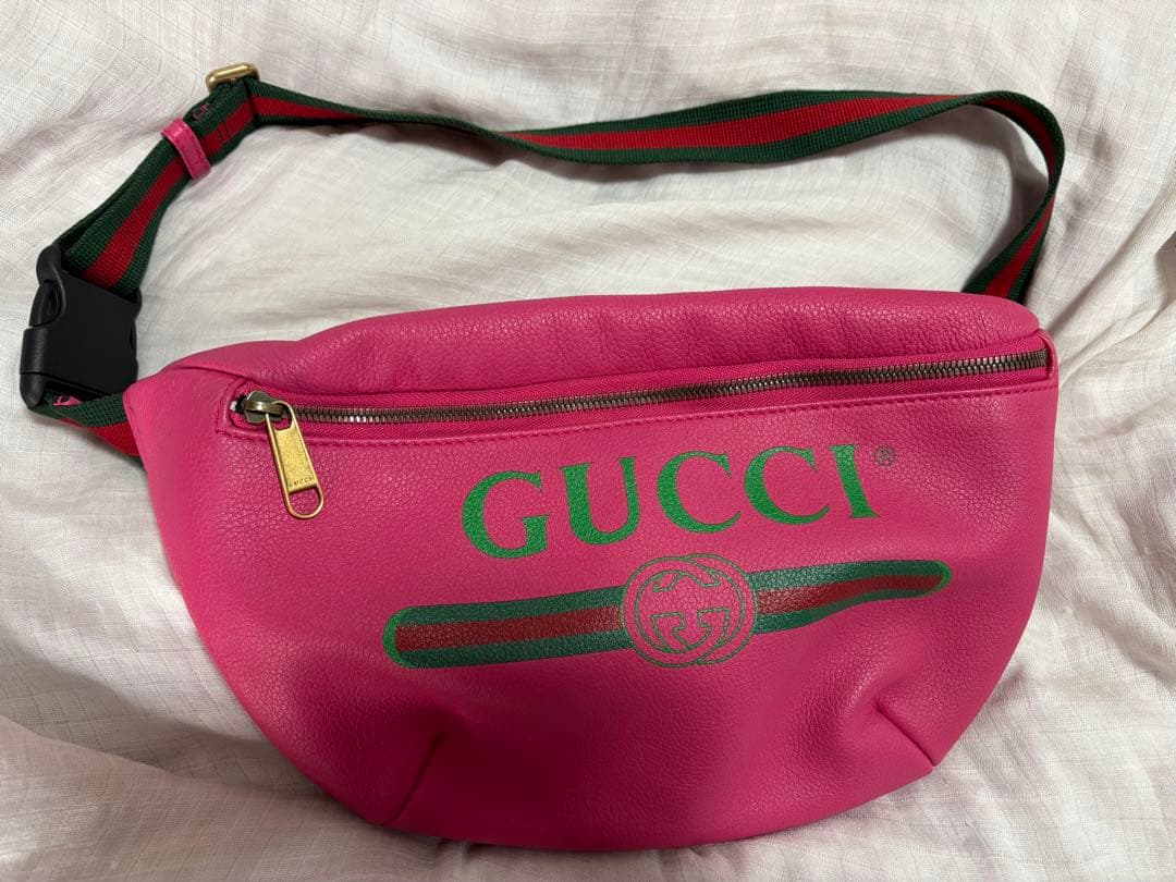 め*み様 GUCCI ボディバッグ ピンク グッチ