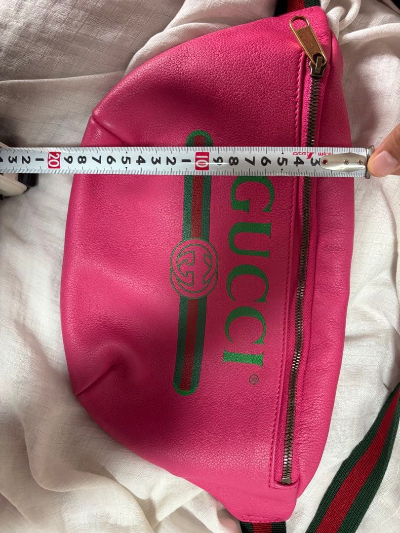 め*み様 GUCCI ボディバッグ ピンク グッチ