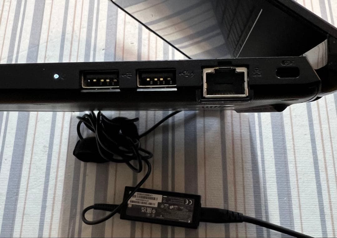 第11世代 Core i5 東芝 dynabook S73/HU 軽量