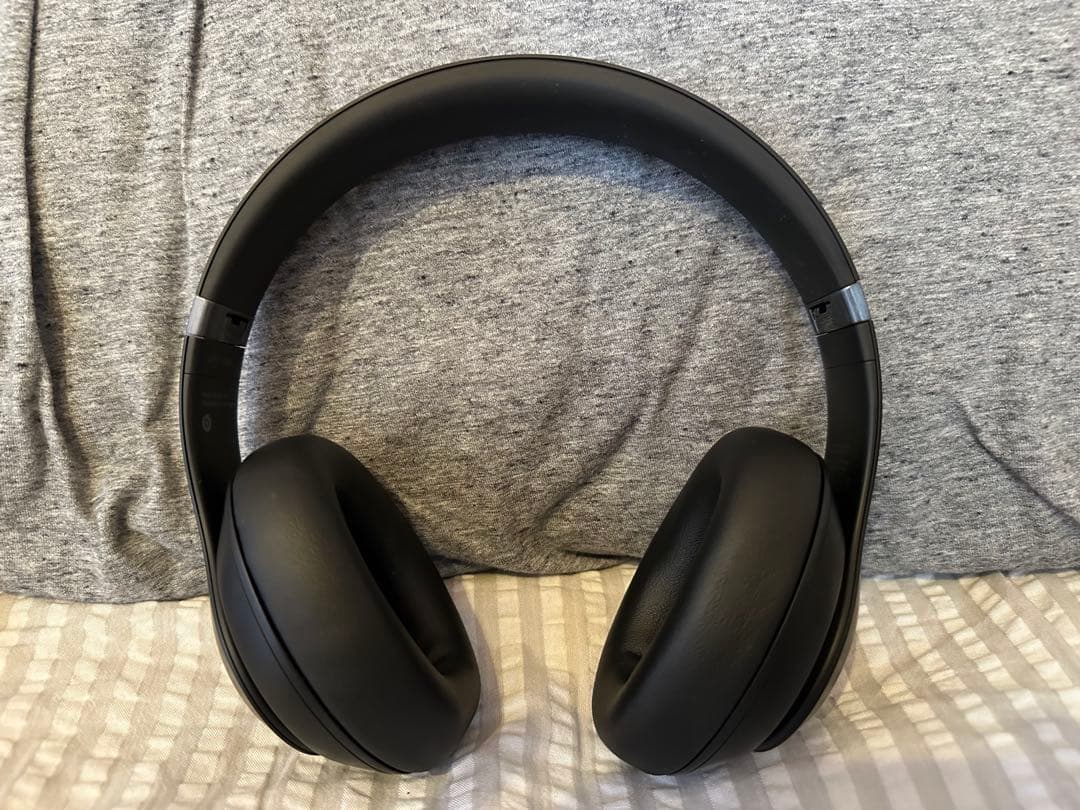 [タイムセール中]Beats Studio Pro 黒 アクセサリー付き