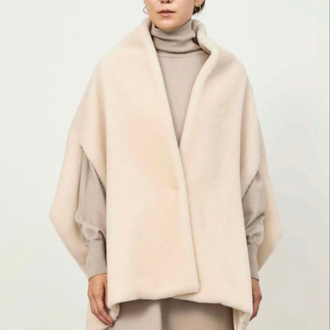 soejuソージュ　ウールボアケープ　新品未使用品