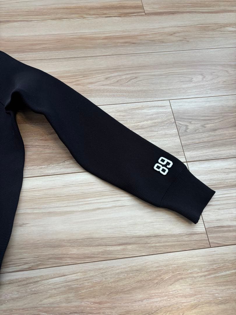 パーリーゲイツ　紺色　ニット