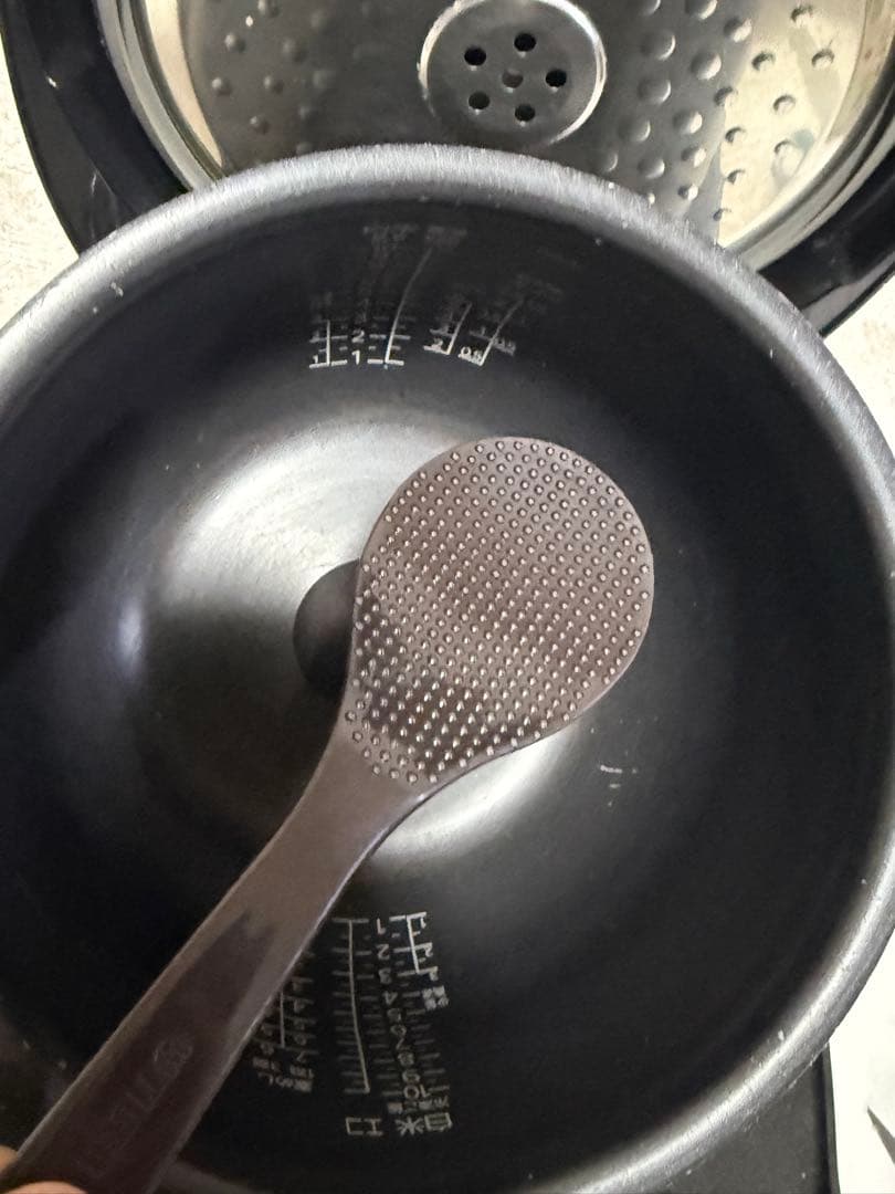 2022年製 TIGER IHジャー炊飯器炊きたて 1升炊き JPW-G180