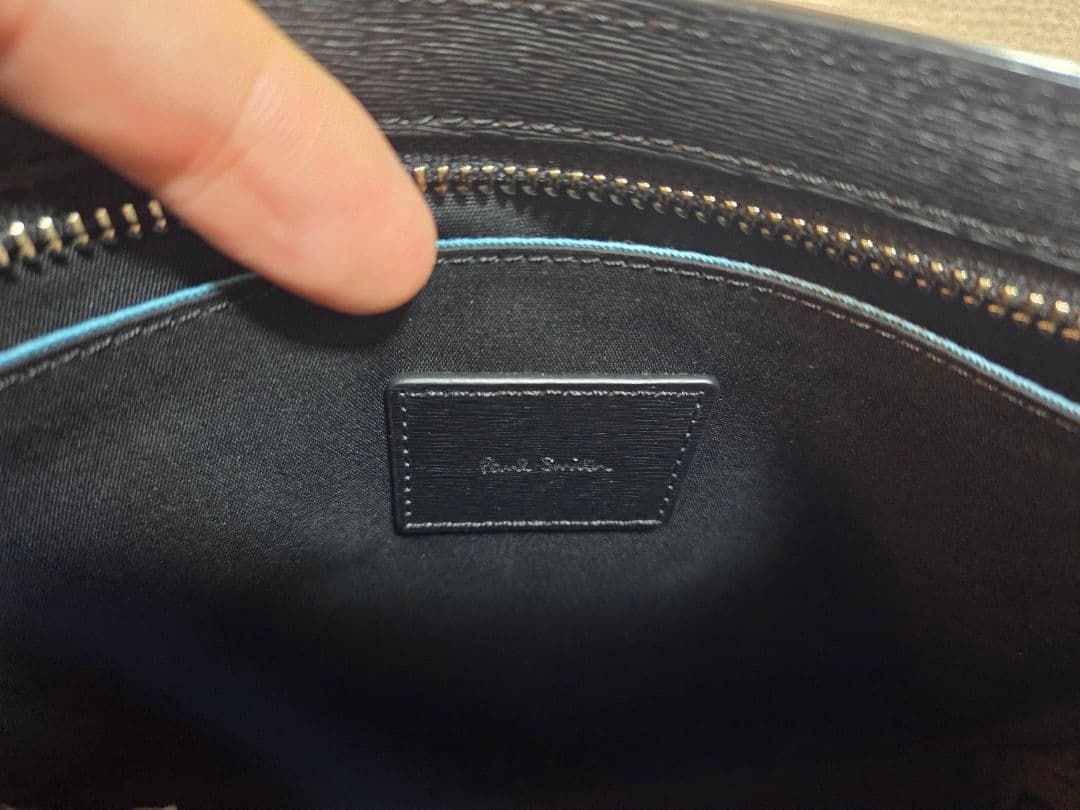 Paul Smith ブラックレザーショルダーバッグ
