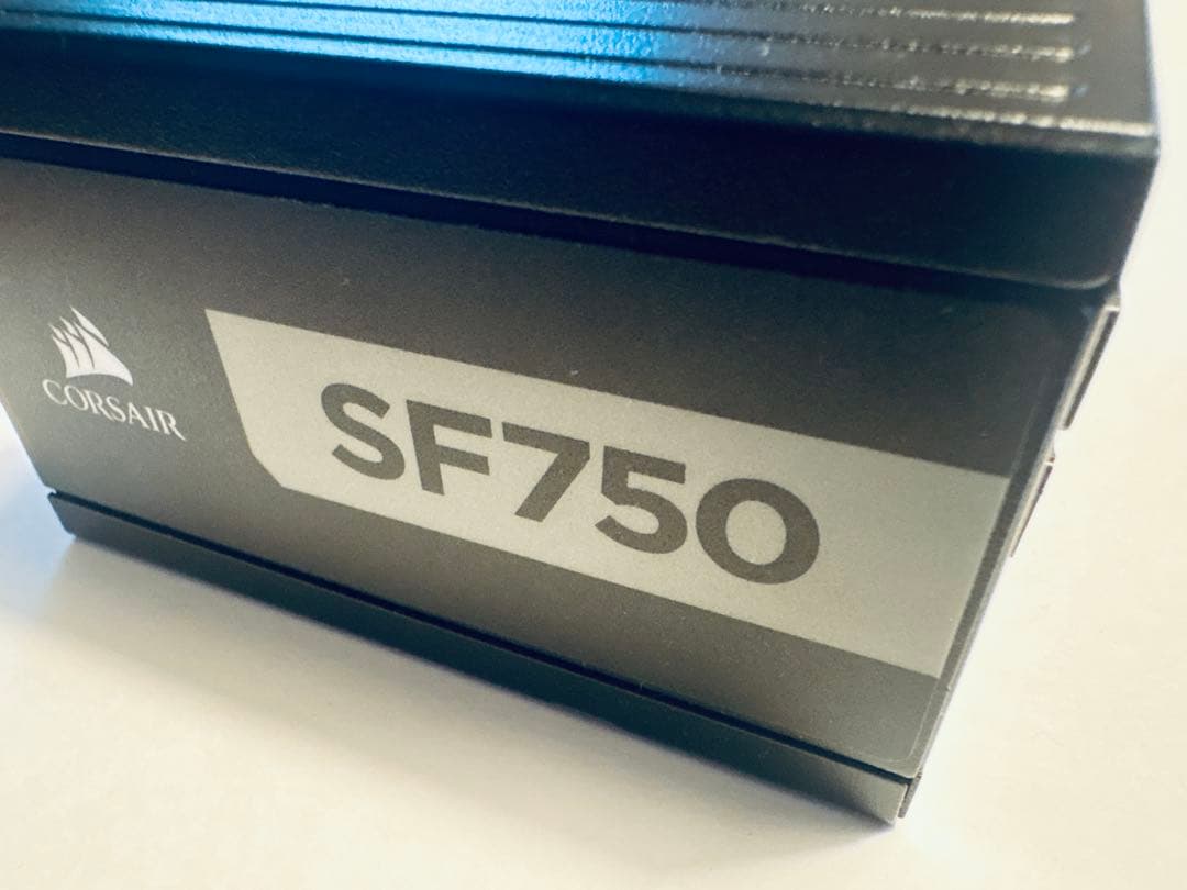 【美品】CORSAIR SF750 SFX 電源ユニット 動作品