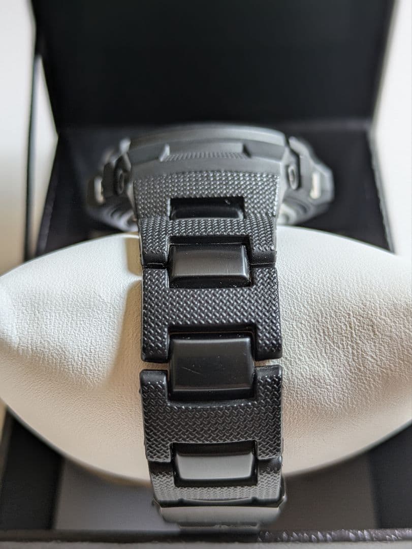 CASIO / G−SHOCK / AWG−M100BC−1AJF