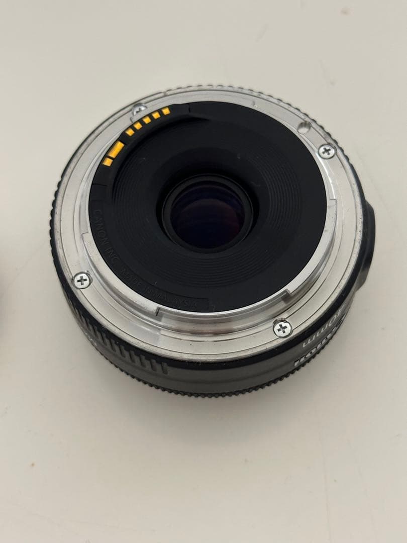 Canon EF 40mm F2.8 STM パンケーキレンズ