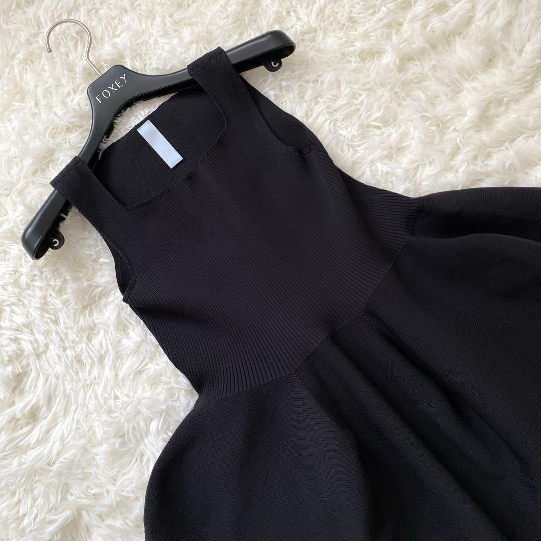 【希少】CFCL チュニック　スクエアネック　フレア　ノースリーブ　ブラック