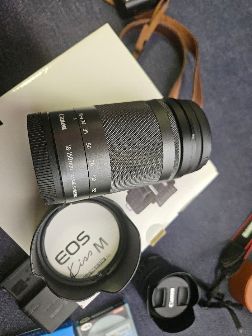 Canon EOS Kiss M EF-M18-150 レンズキット ブラック