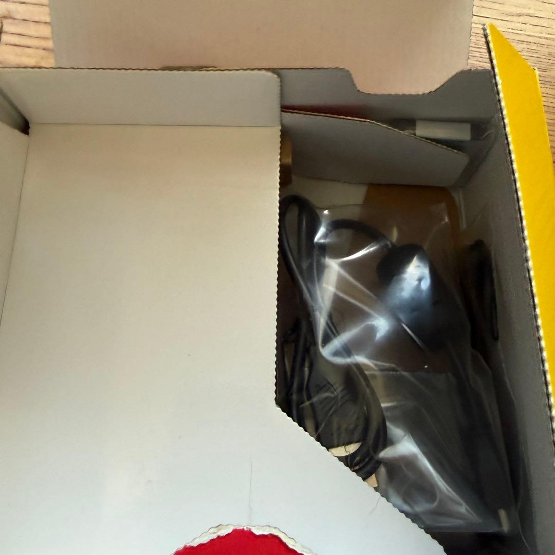 Nikon COOLPIX A100 レッド デジタルカメラ 光学5倍