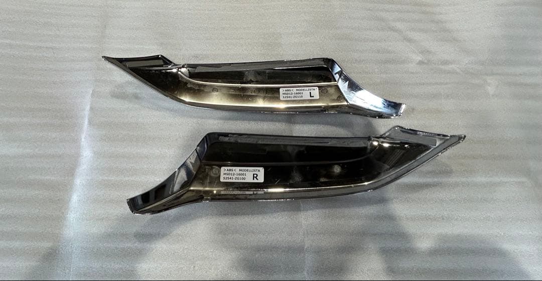 トヨタ カローラクロス モデリスタ フロントグリルガーニッシュ