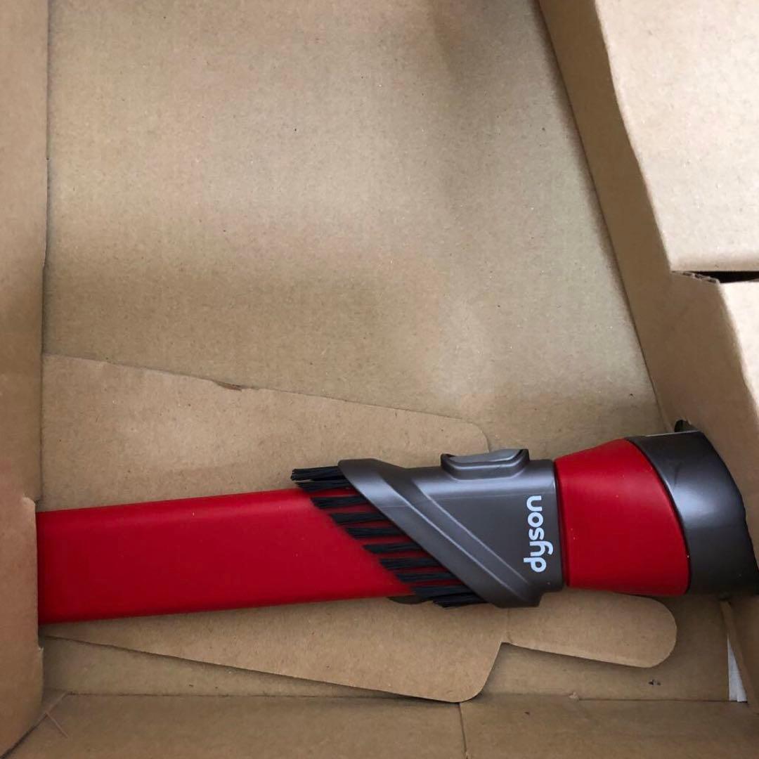 Dyson ダイソン　ハンディクリーナーV8 focus HH15 2024年