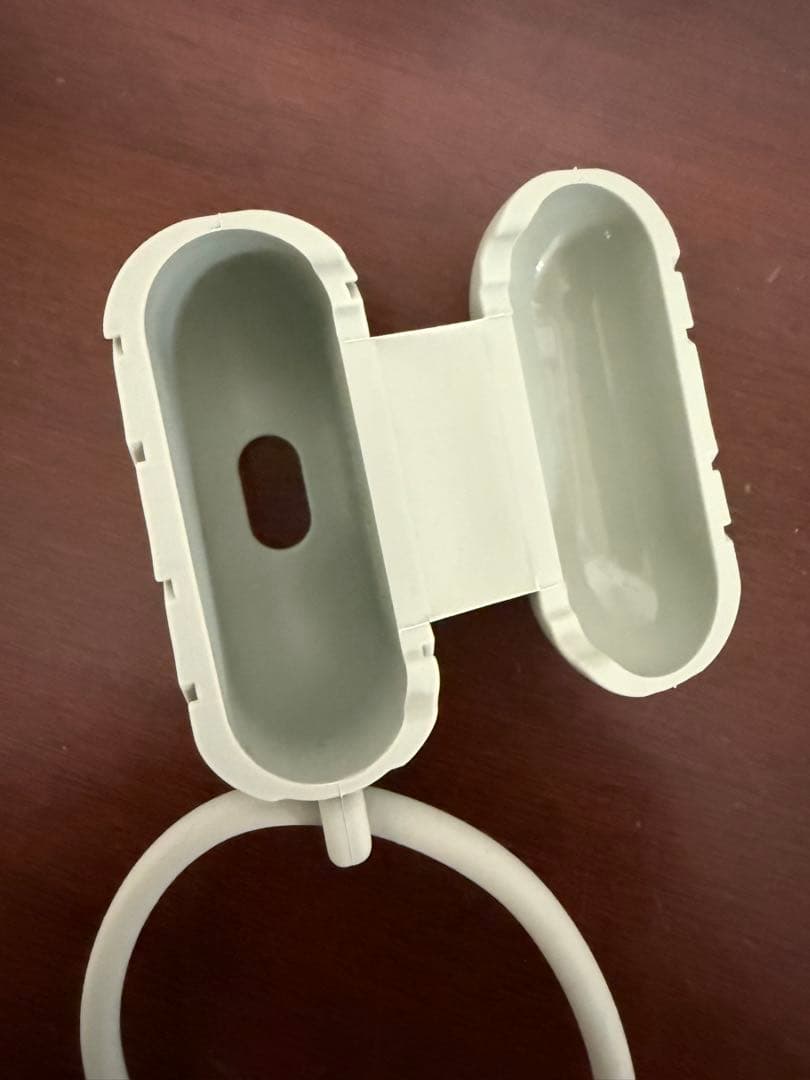 Bottega Veneta AirPodsProケース　イントレチャート