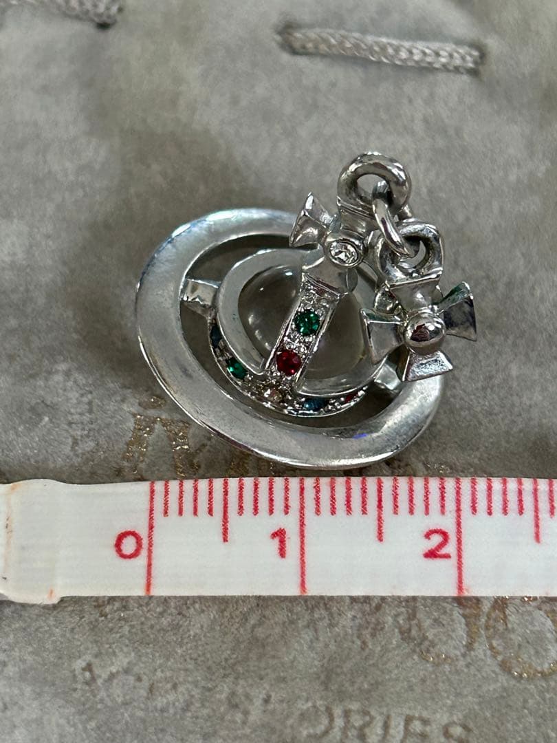 【ヴィヴィアンウエストウッド】　オーブピアス