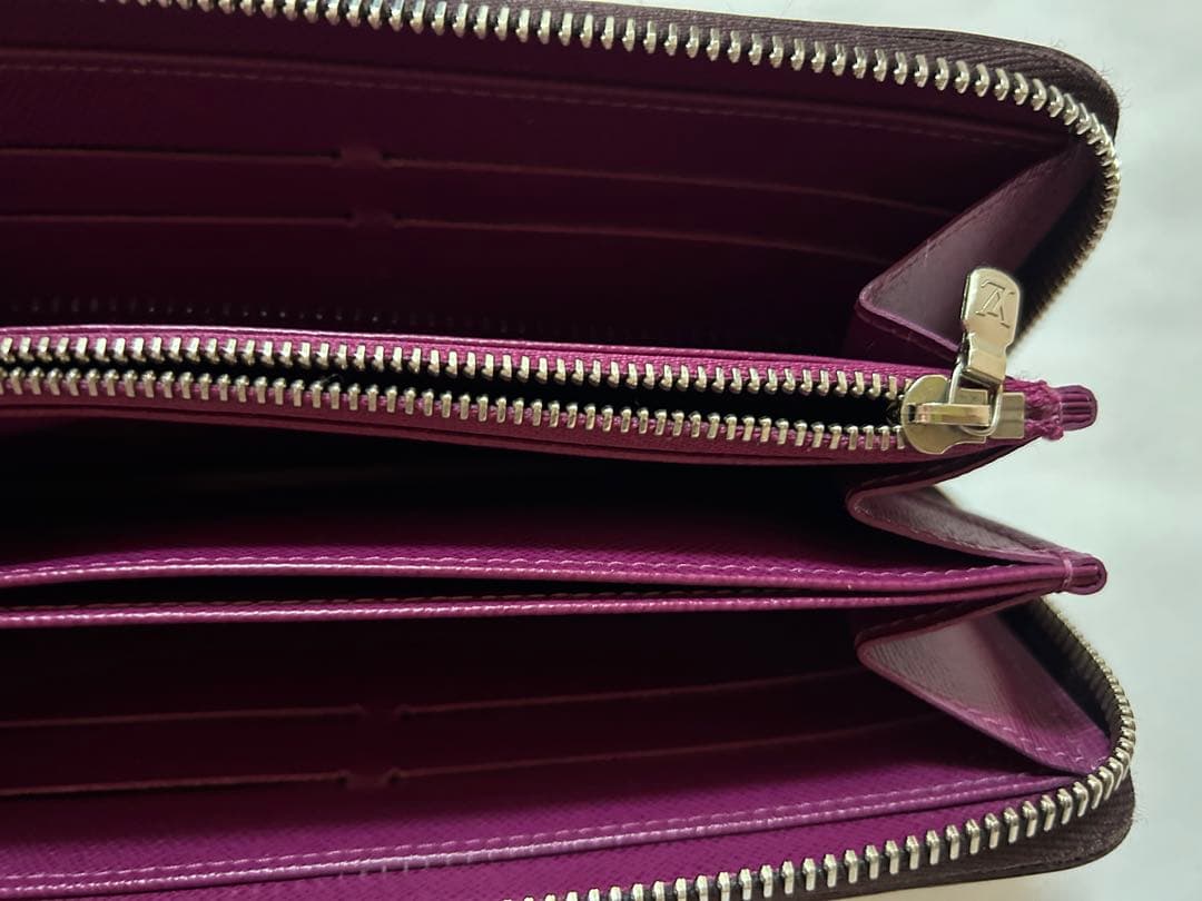 ルイヴィトン　長財布 ジッピーウォレット　エピ　パープル