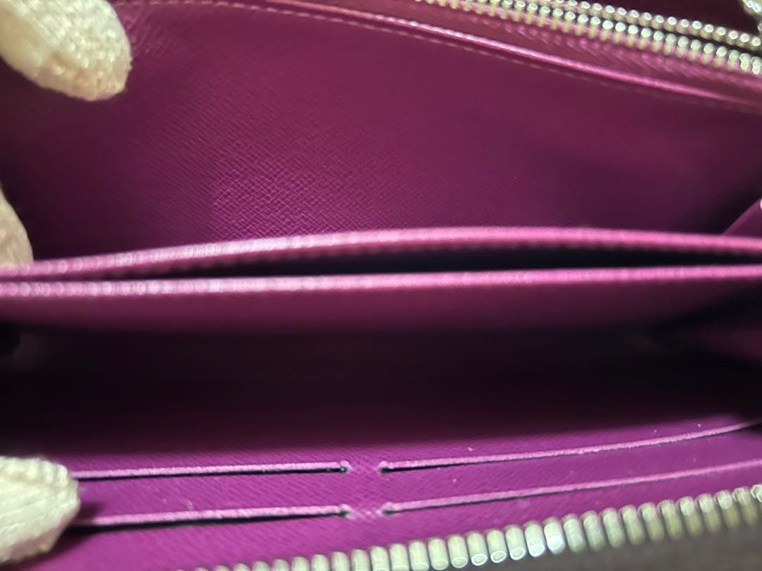 ルイヴィトン　長財布 ジッピーウォレット　エピ　パープル