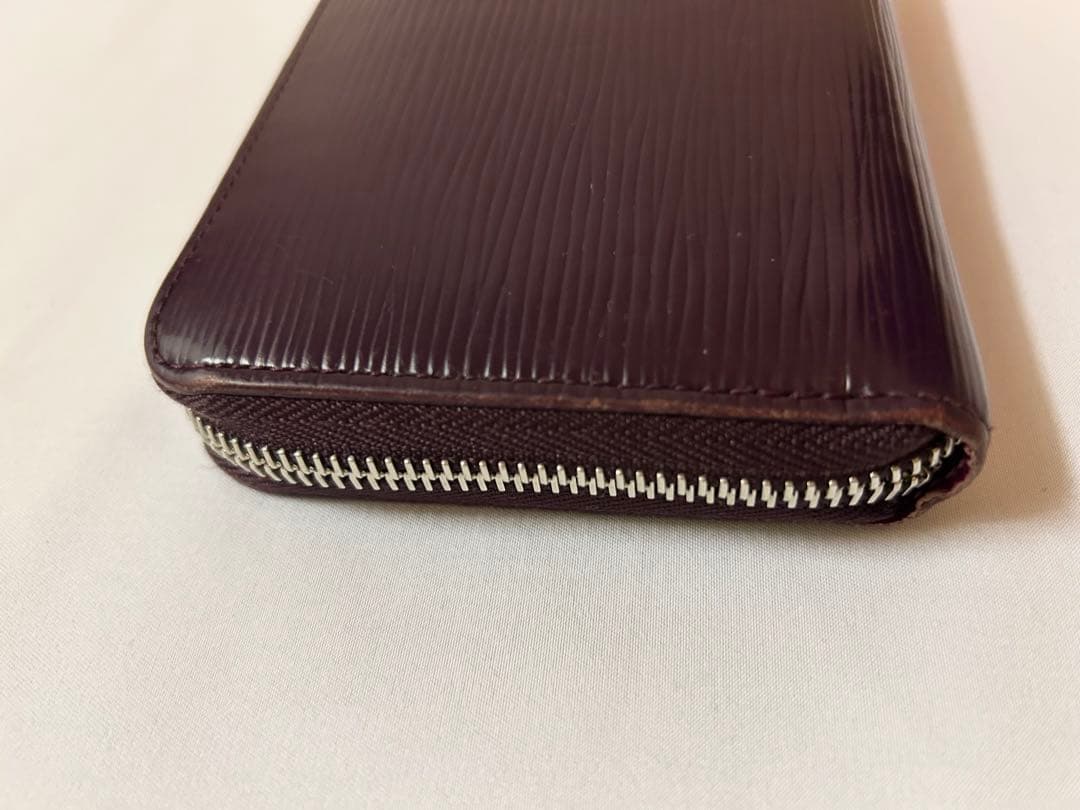 ルイヴィトン　長財布 ジッピーウォレット　エピ　パープル