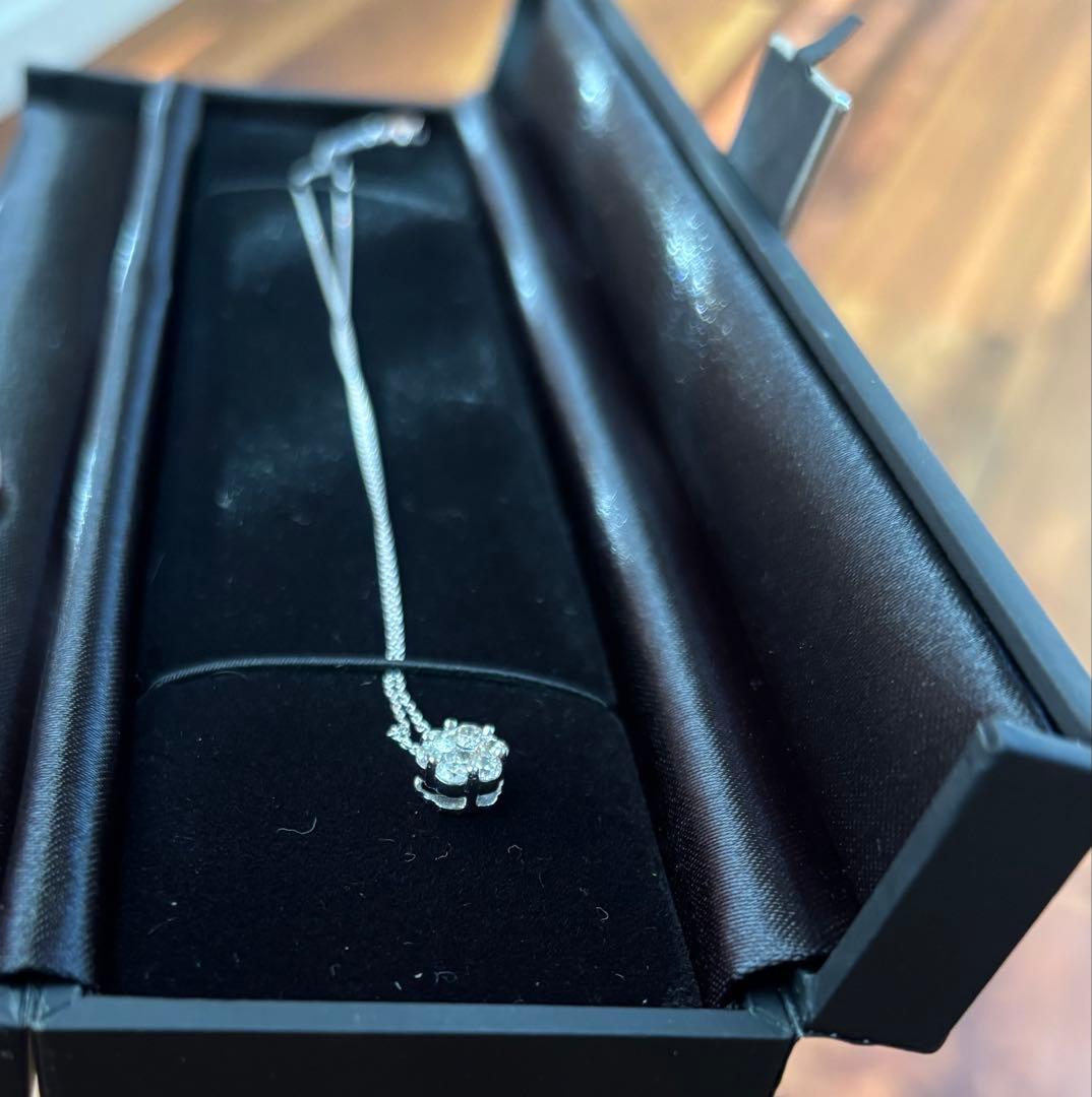 花型シルバーネックレス　新品未使用