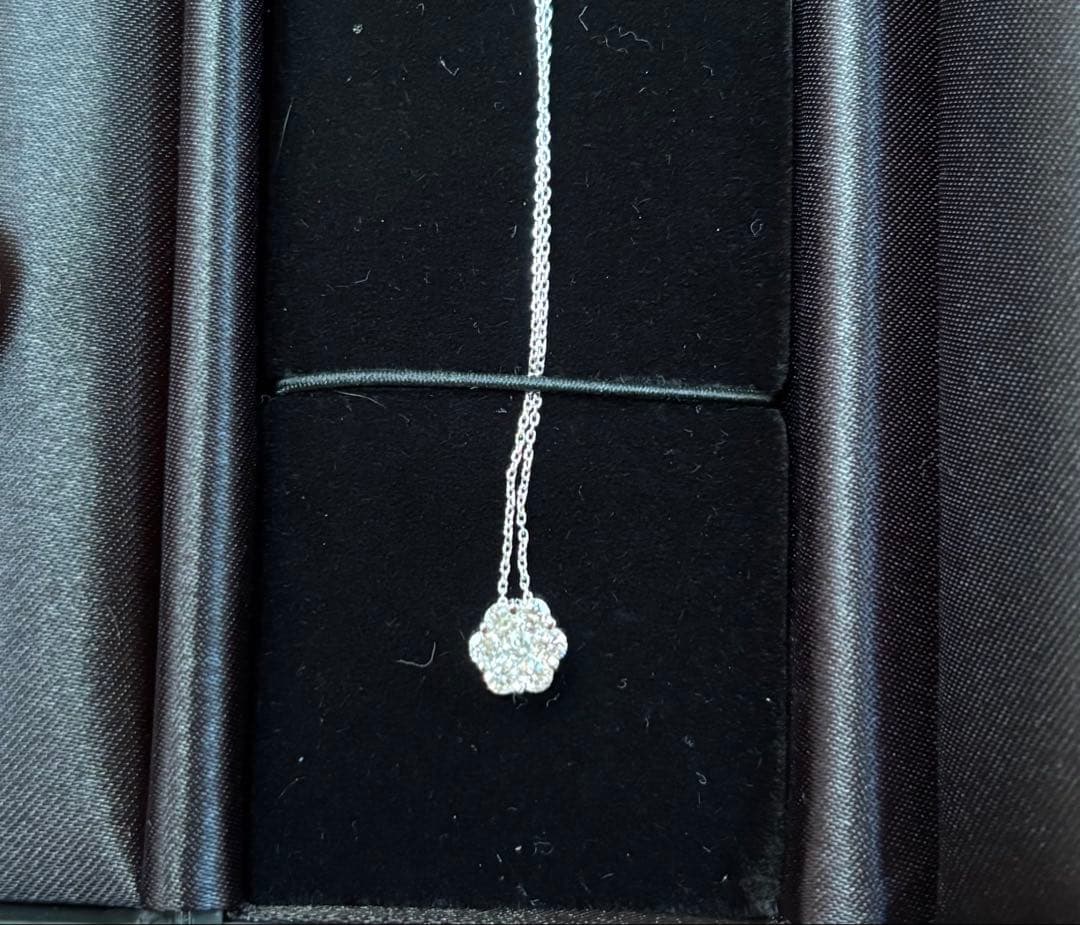 花型シルバーネックレス　新品未使用