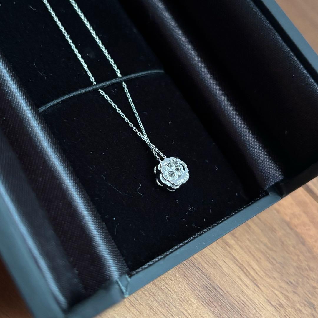 花型シルバーネックレス　新品未使用