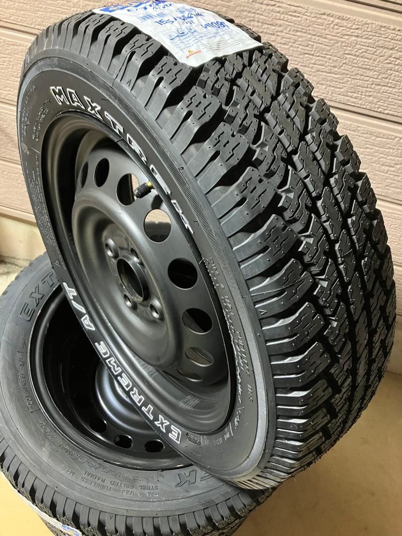 専用155/65r14 25年 送料込み ゴツゴツタイヤ ホワイトレター4本