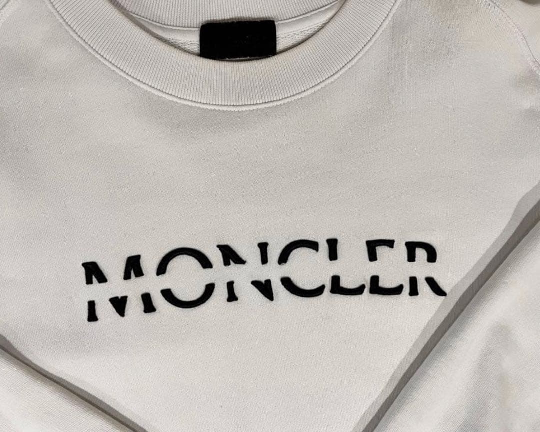 MONCLER ホワイト トレーナー
