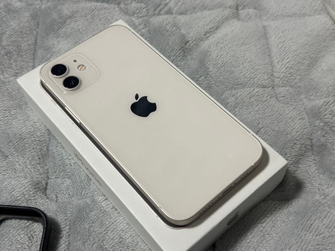 iPhone12 64GB バッテリー92% 白ロム
