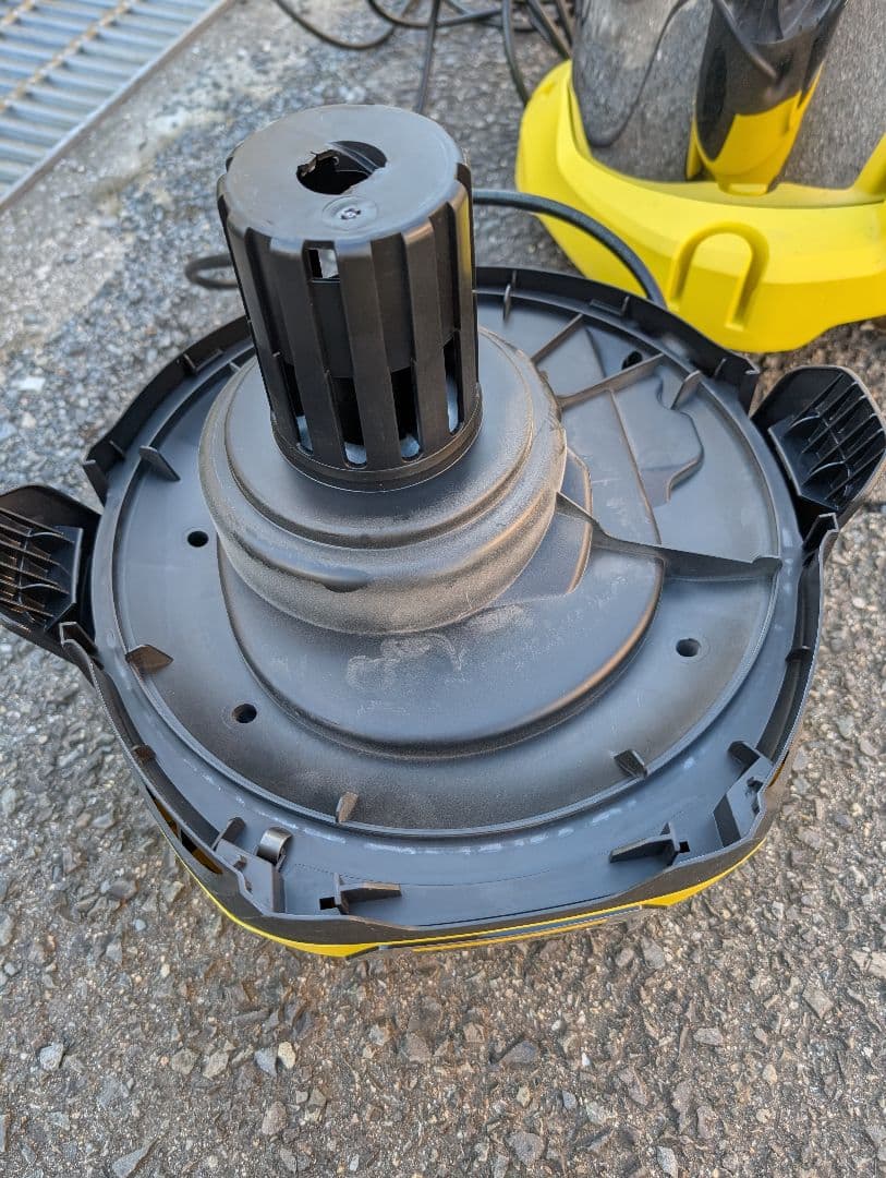 Kärcher（ケルヒャー）乾湿両用バキュームクリーナー WD3ｓ