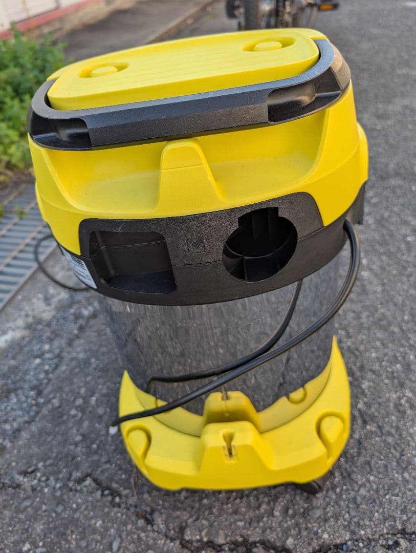 Kärcher（ケルヒャー）乾湿両用バキュームクリーナー WD3ｓ