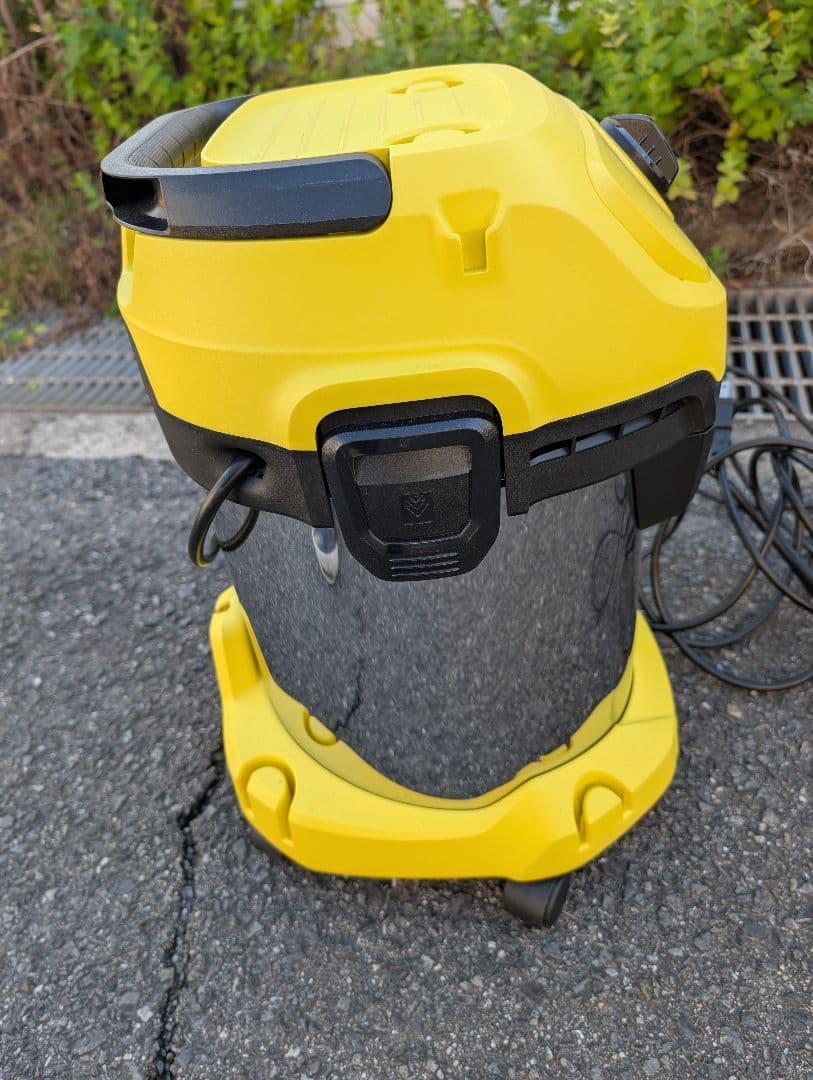 Kärcher（ケルヒャー）乾湿両用バキュームクリーナー WD3ｓ