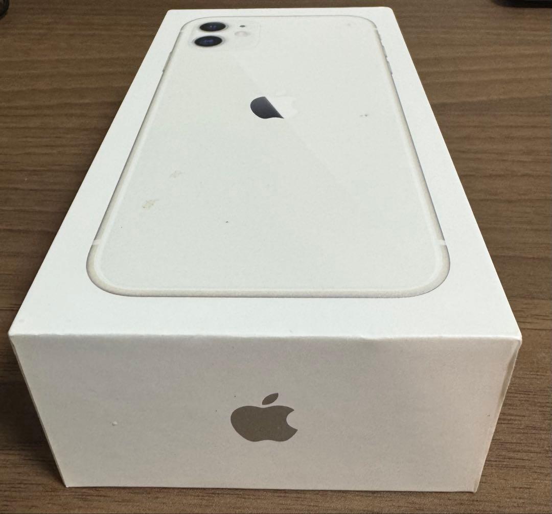 【美品】iphone11（ホワイト128GB） ※simロック解除済・箱あり