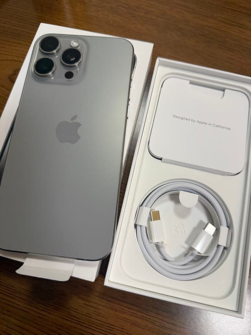 【海外版】iPhone15ProMAX 256GB