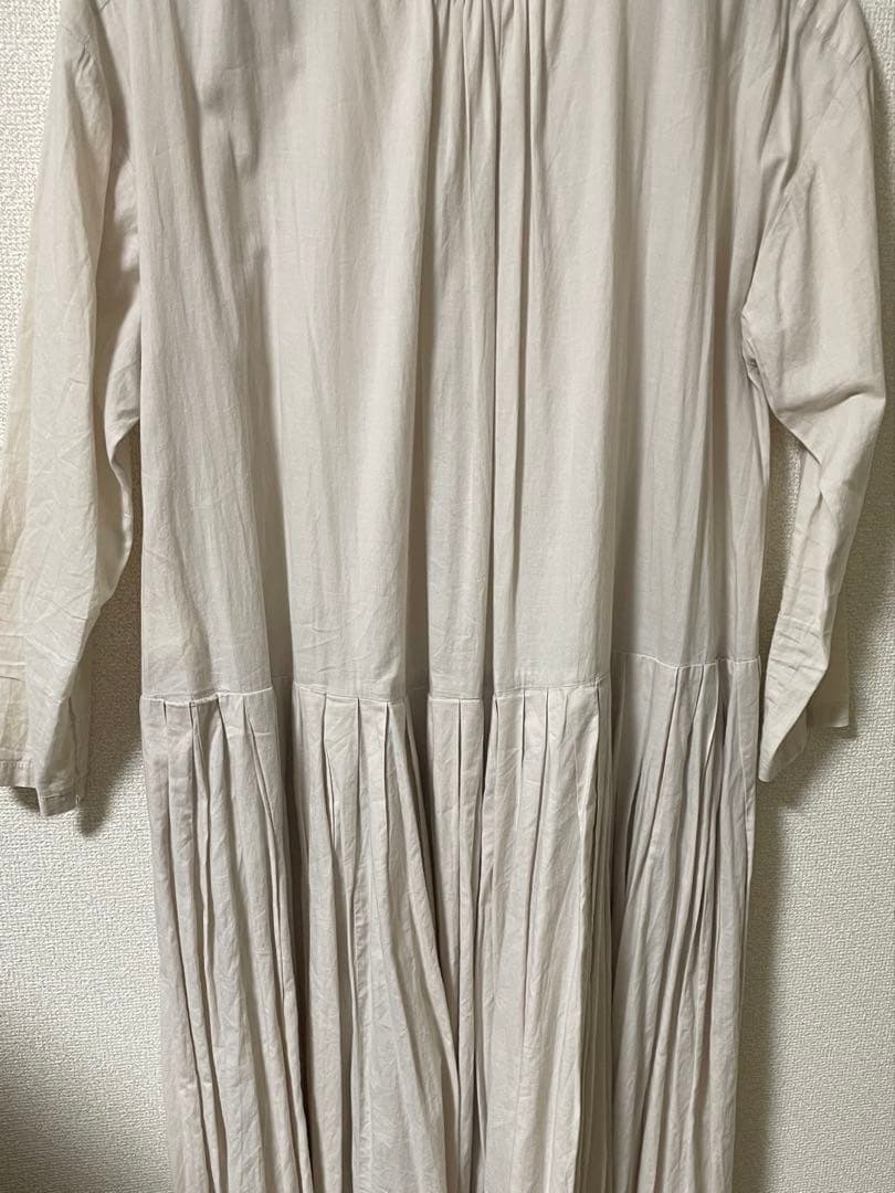 新品未使用タグ付き タックスカートロングスリーブワンピース　カレンソロジー