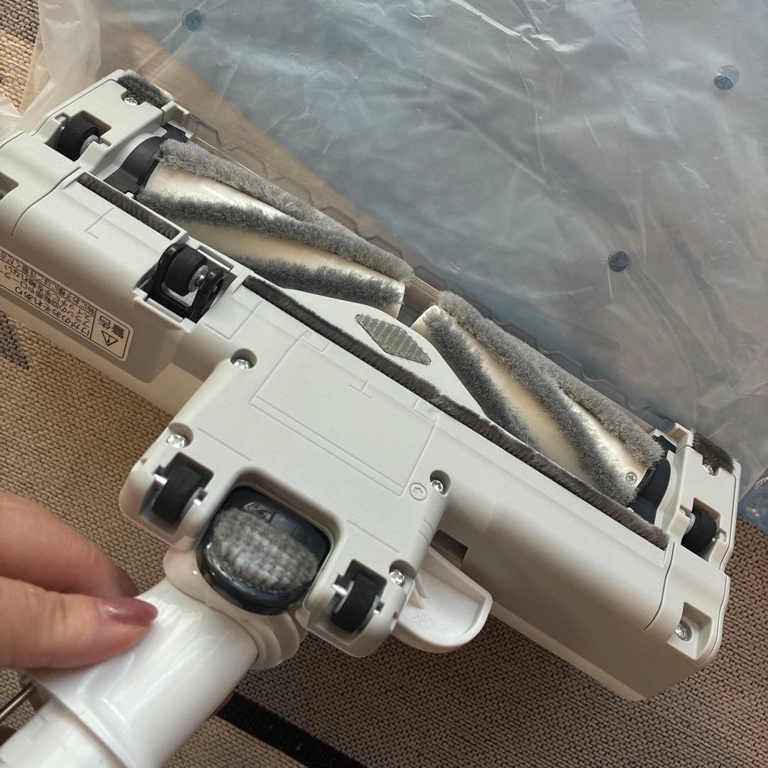 ⚫︎新品未使用⚫︎Panasonic 掃除機　 　【品番：AVV85P-V00W】