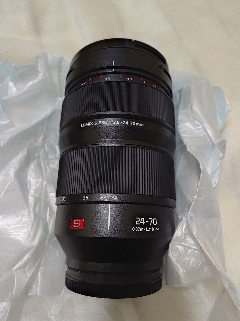 LUMIX 24-70 F2.8 ズームレンズ