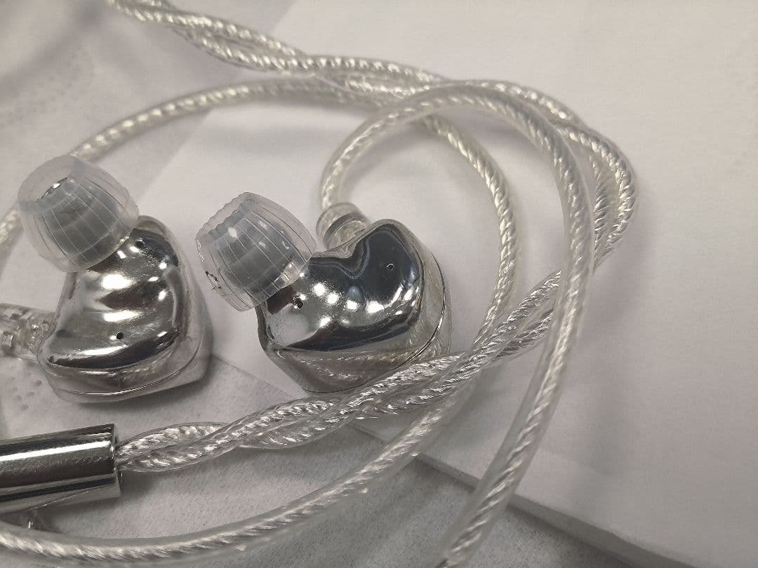 水月雨 (moondrop) 雪月花 Beautiful world