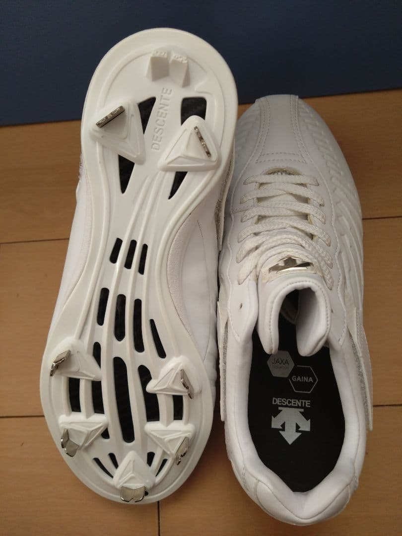 光*し様 DESCENTE デサント コウノエベルトスパイク2G 27.0cm