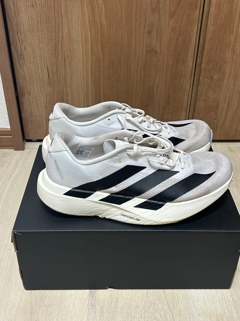 【最終値下げ】アディゼロ　EVO SL 27cm