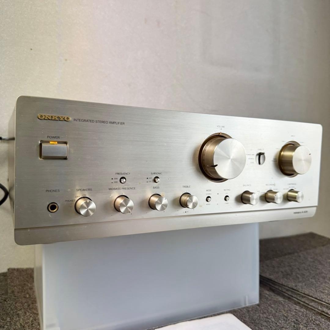 D63 メンテナンス済みONKYO オンキョー プリメインアンプ 激レア✨