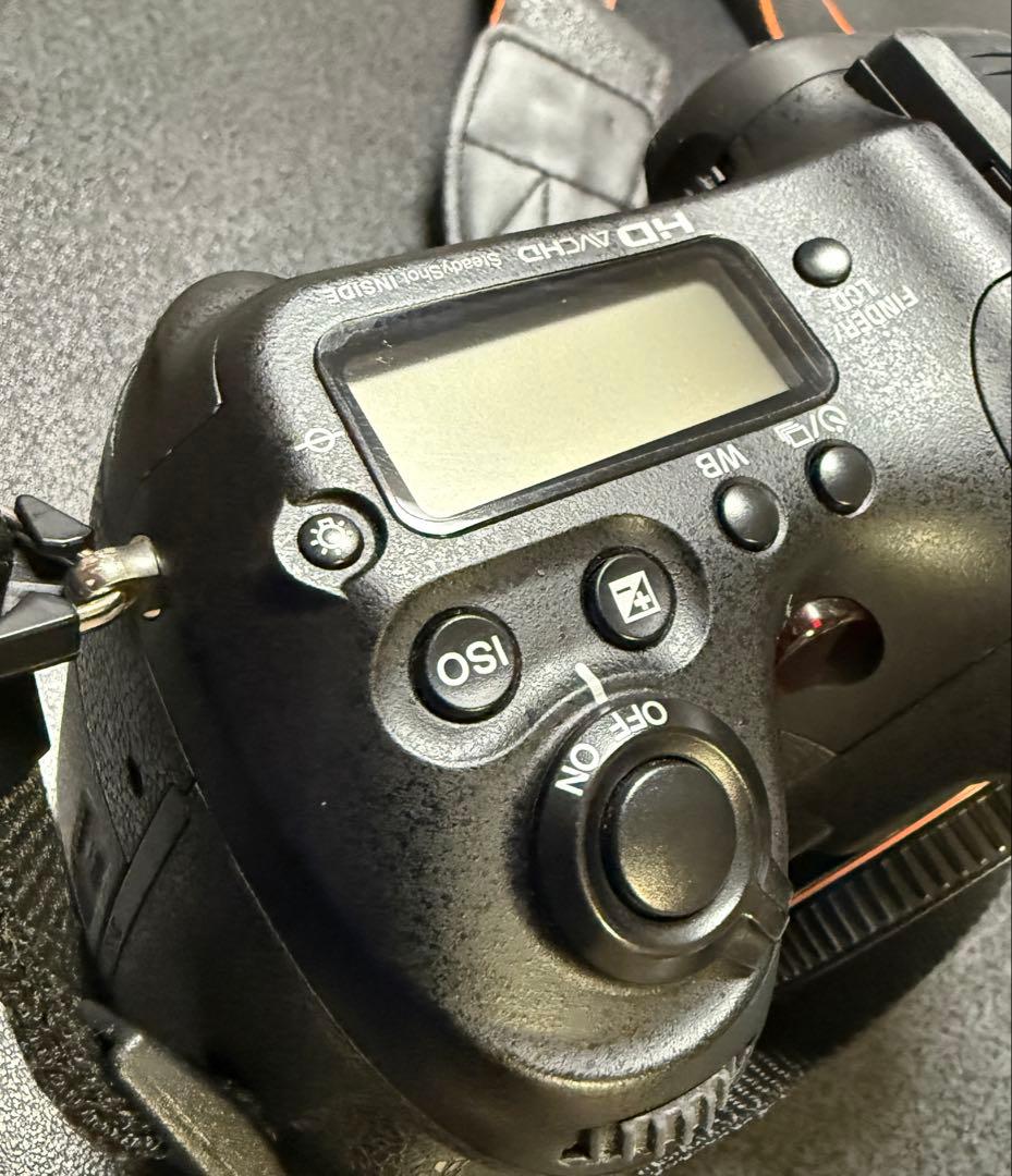 SONY α77 キットレンズ、シグマの望遠付き！